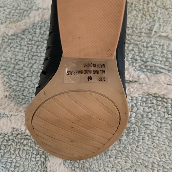 NWOT black Qupid booties open toed - Picture 3 of 4